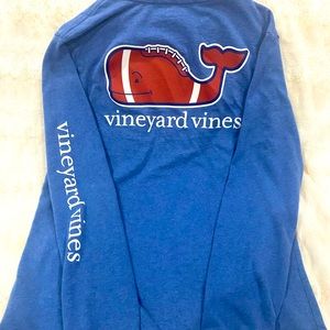 *RARE* Vineyard Vines Football tee 🐳🏈